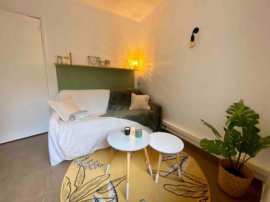 Location Studio Avec Loggia Apartment Antibes Exterior foto